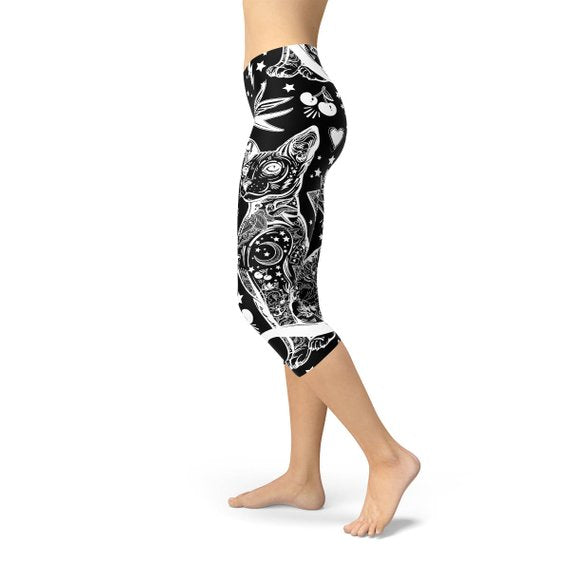 Women's Black Magic Cat Capri Leggings