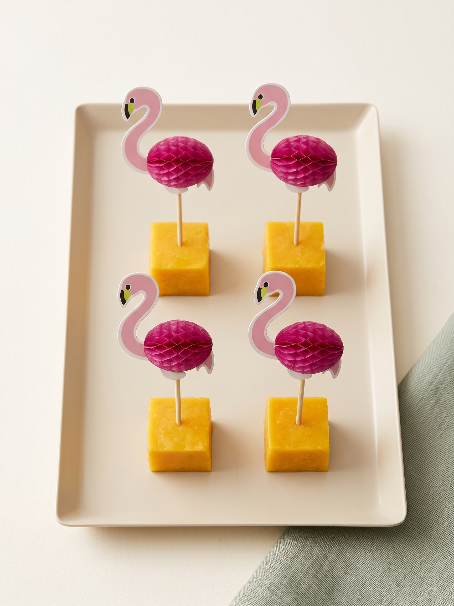 4-Inch Pink Flamingo Party Picks, 100 Count — PDP 07