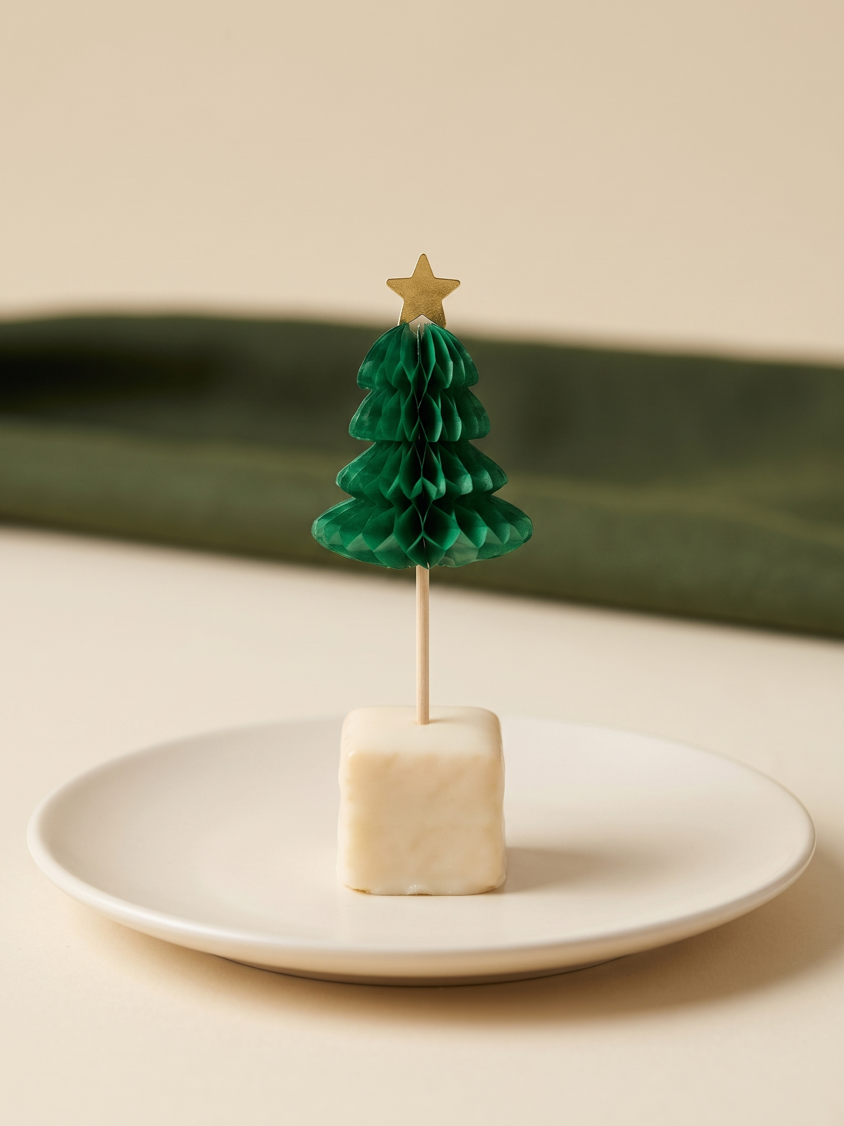 4-Inch Christmas Tree Party Picks, 100 Count — temporary PDP 02
