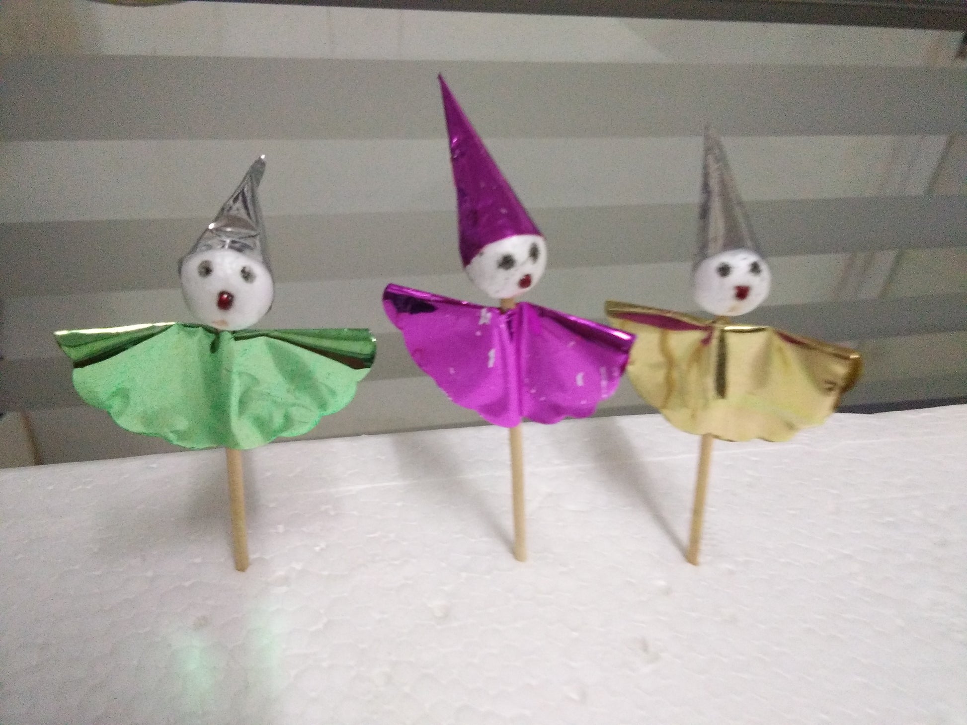 4-Inch Clown Figural Frill Picks, 100 Count