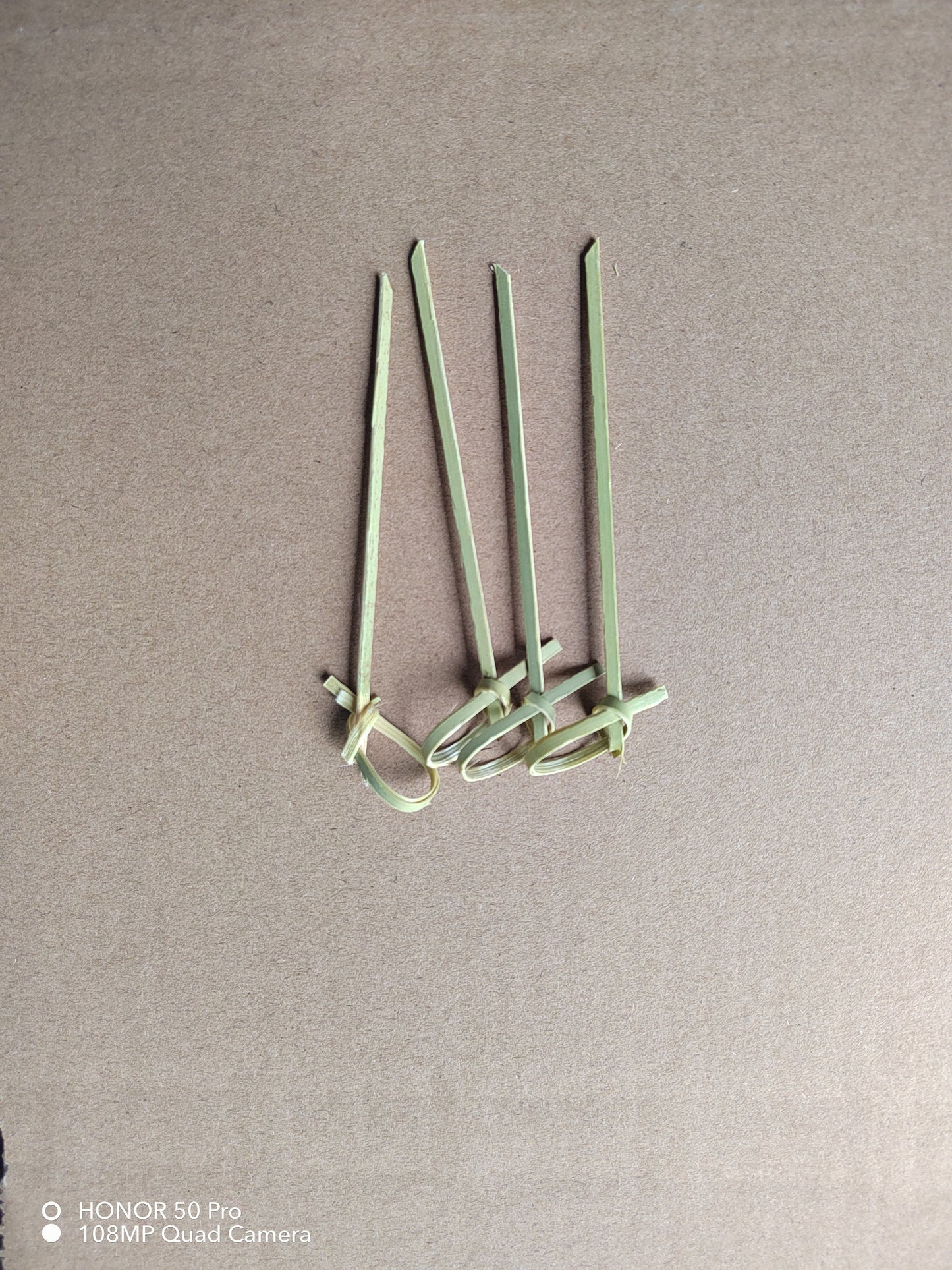3.5-Inch Knotted Bamboo Picks, 100 Count