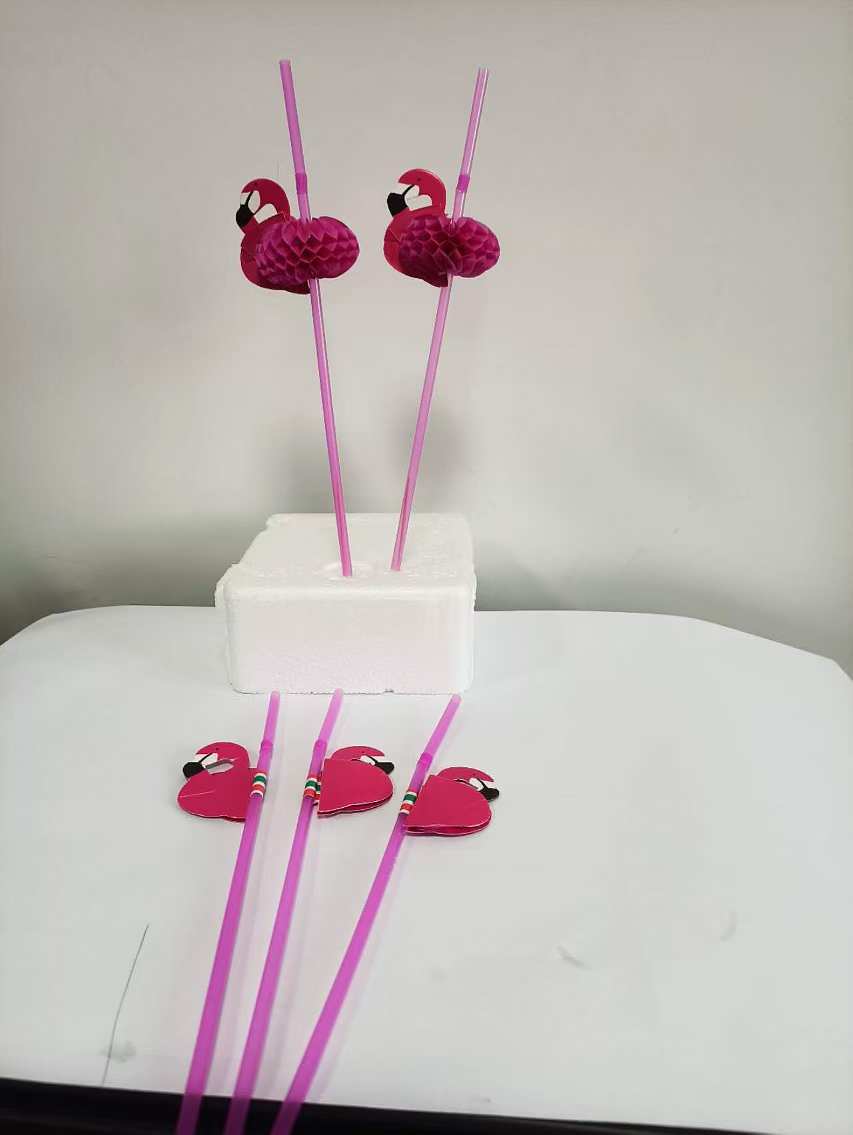 Flamingo Decorative Drinking Straws, 100 Count detail 1