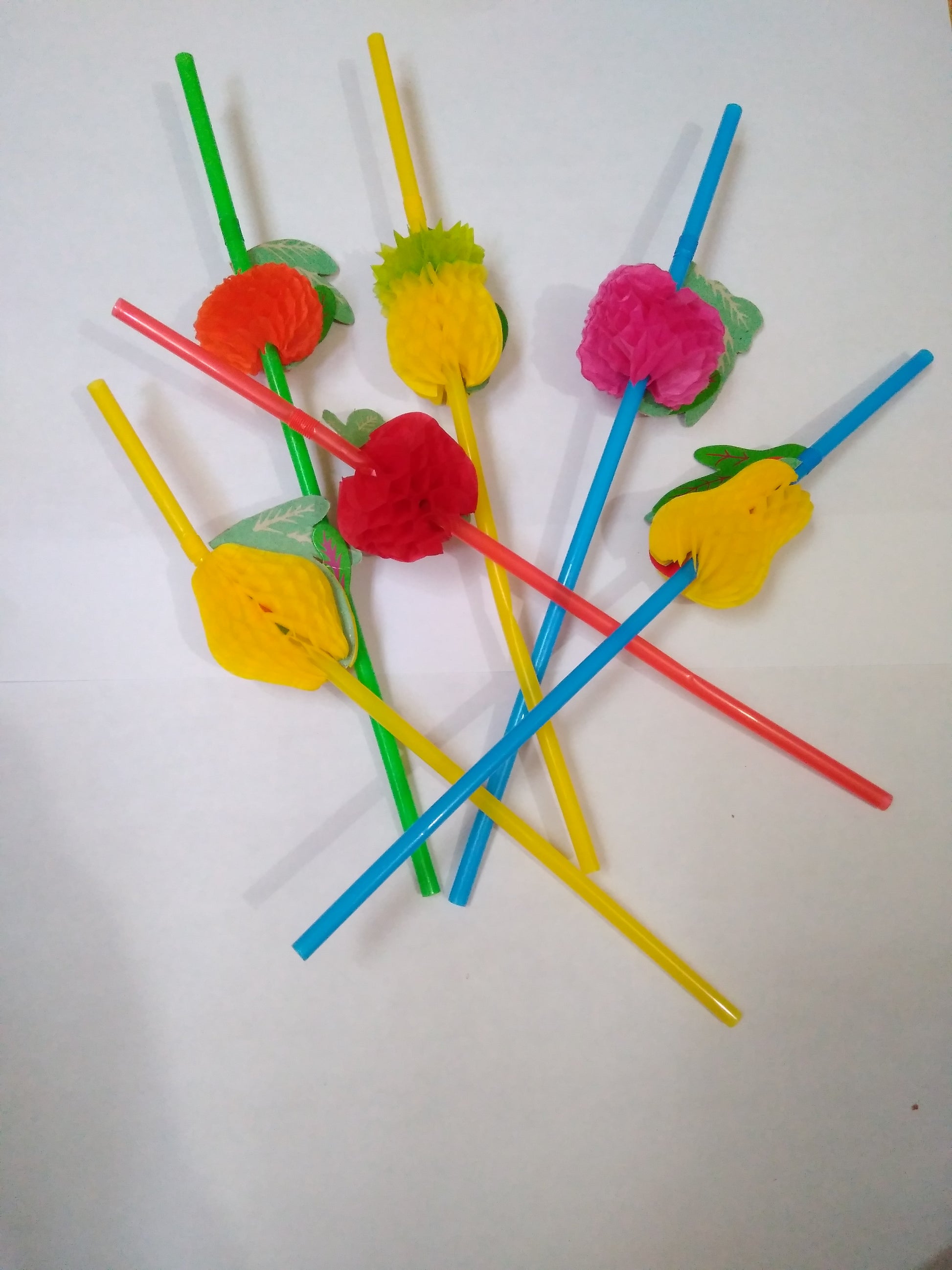 Assorted Fruit Decorative Drinking Straws, 100 Count detail 1