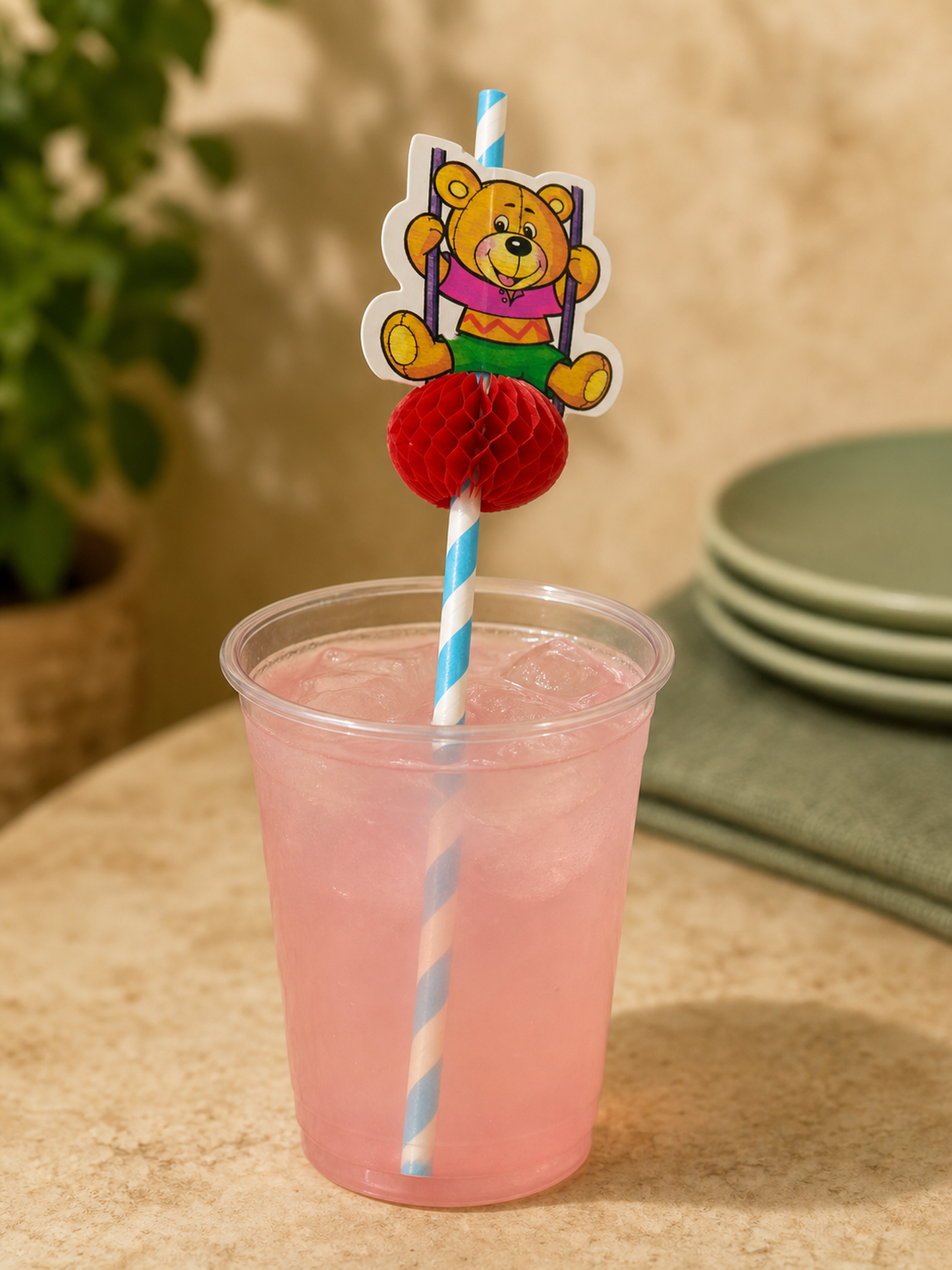 Bear Decorative Drinking Straws, 100 Count — Primary use scene (2 of 8)