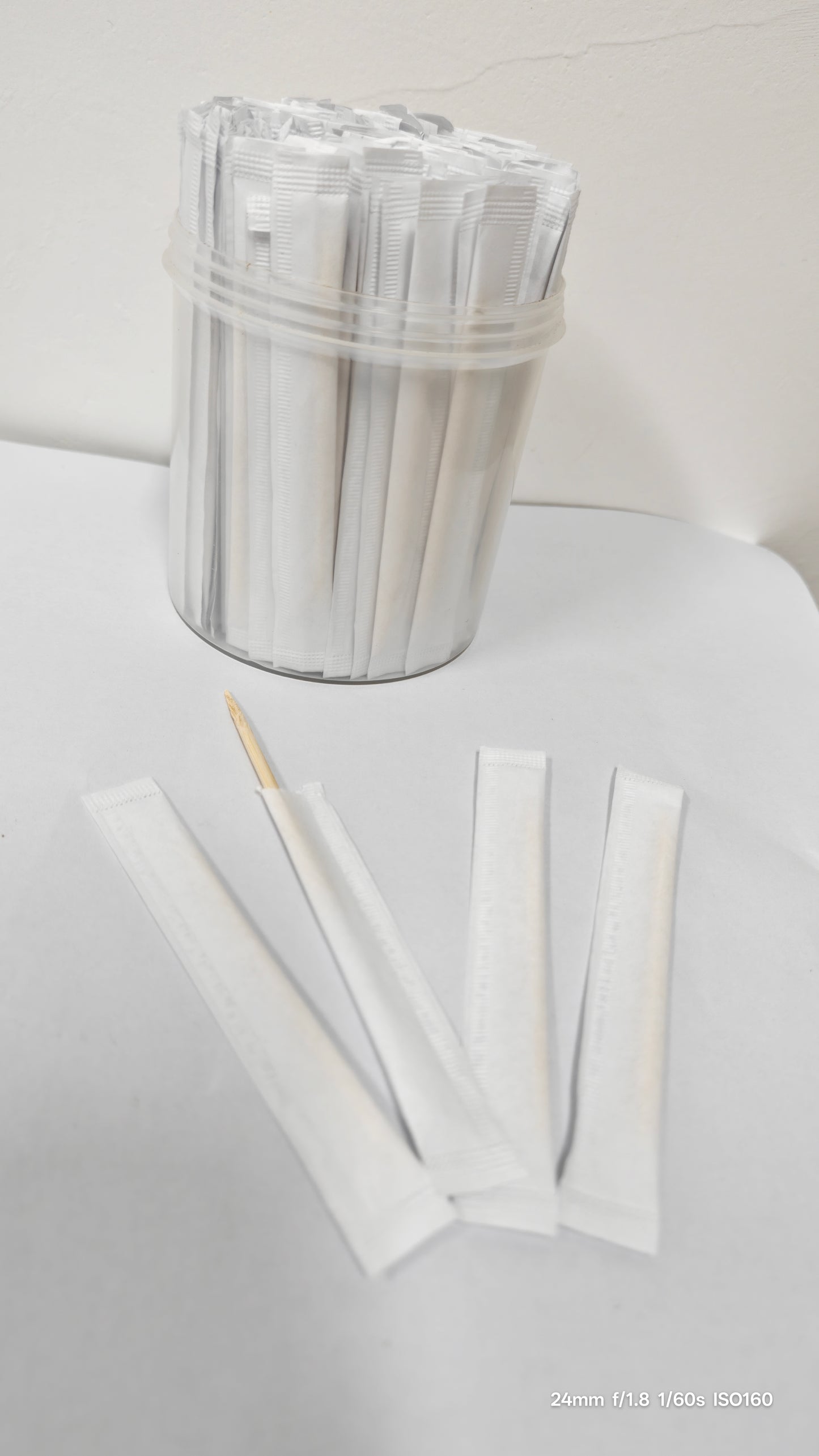 Plain Paper-Wrapped Bamboo Picks, 100 Count